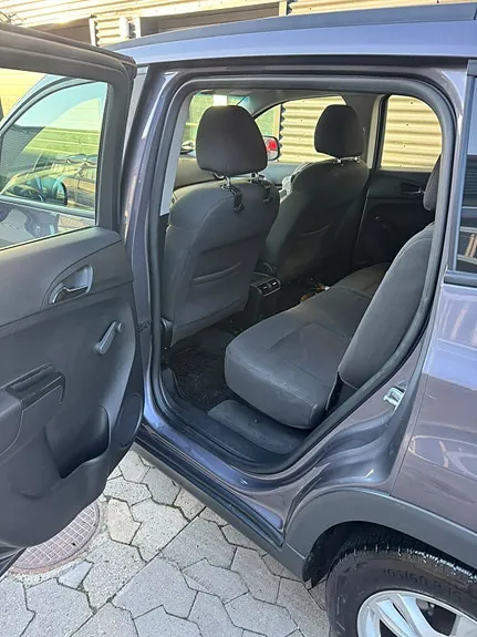 Chevrolet Orlando 2011 photo 5