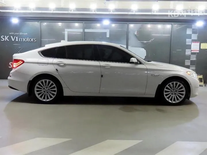 BMW Gran Turismo 2013 photo 3