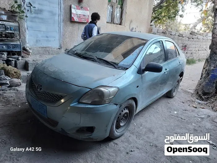 Toyota Yaris 2010 photo 3