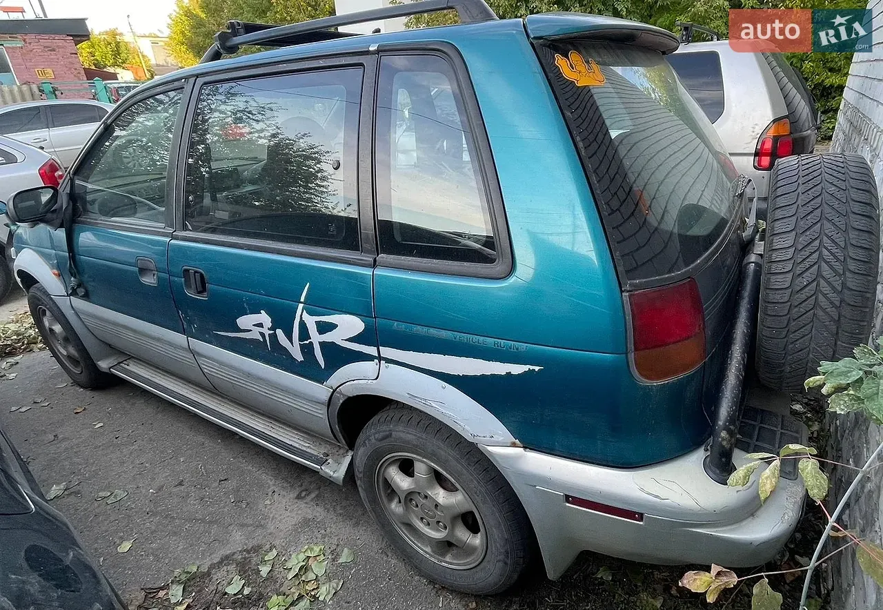 Mitsubishi Rvr 1995 photo 3