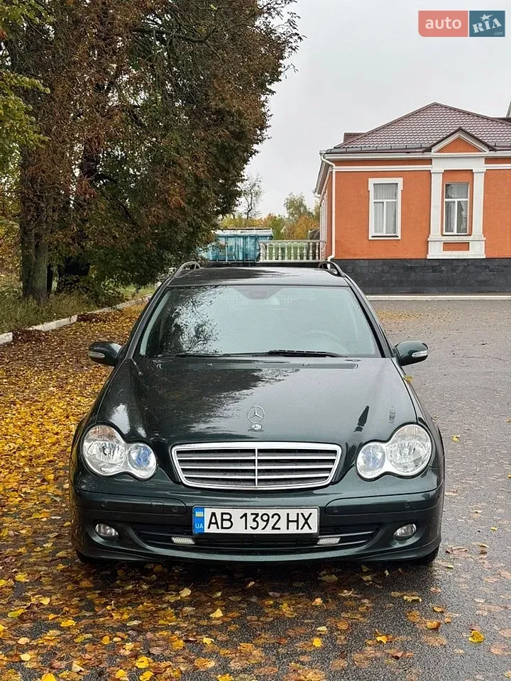 Mercedes-Benz C-Class 2007 photo 2