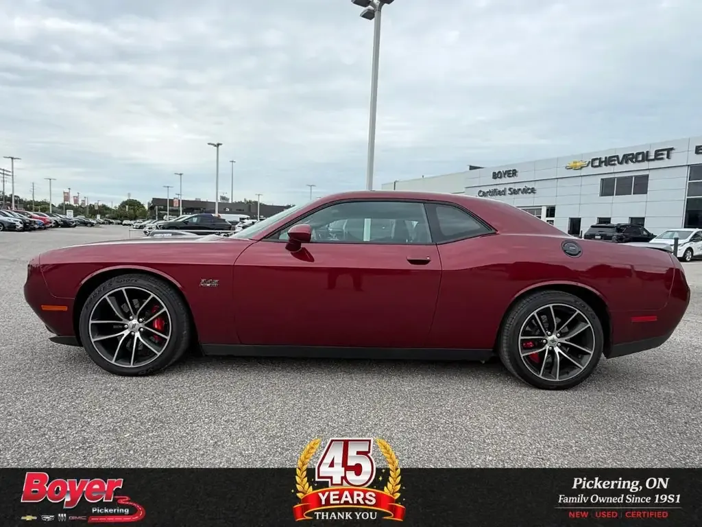 Dodge Challenger 2018 photo 2