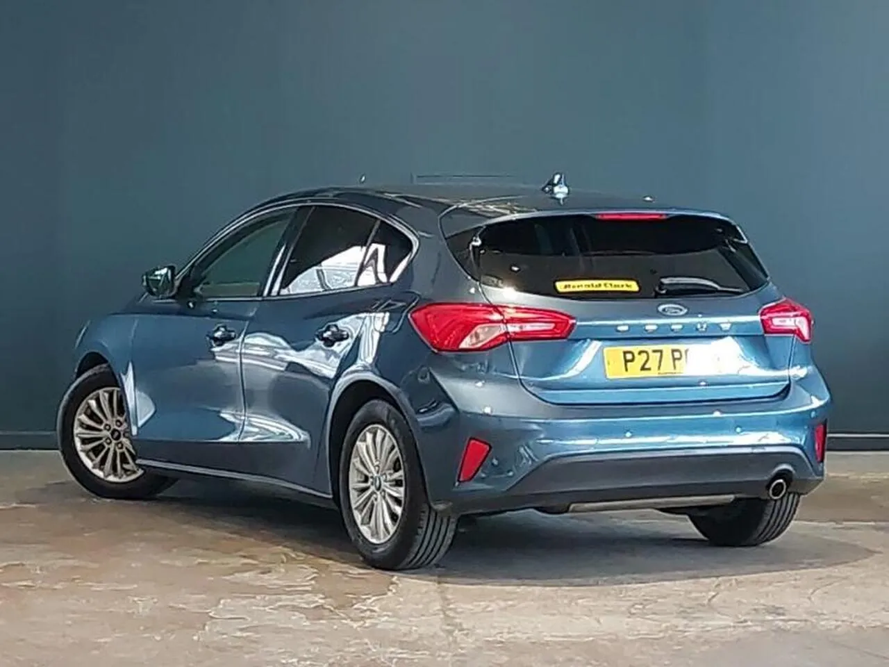 Ford Focus 2018 photo 2
