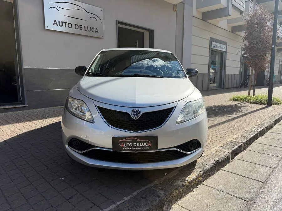 Lancia Ypsilon 2017 photo 3