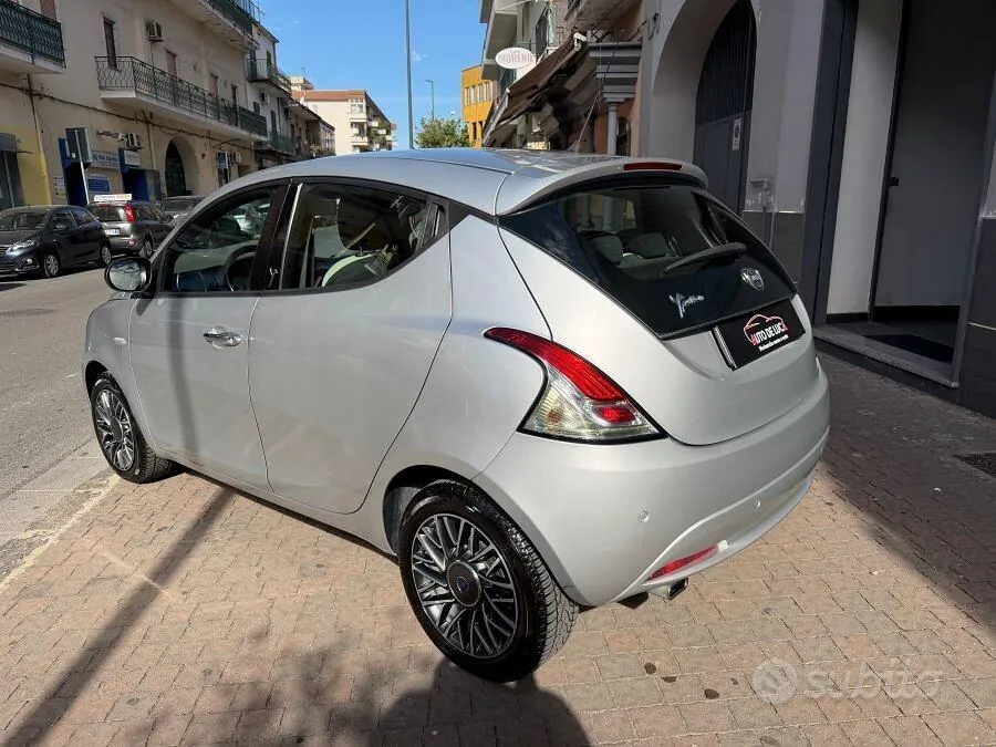 Lancia Ypsilon 2017 photo 4