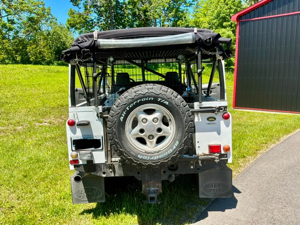 Land Rover Defender 2000 photo 5