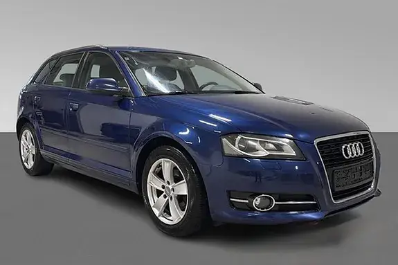 Audi A3 2012 photo 2