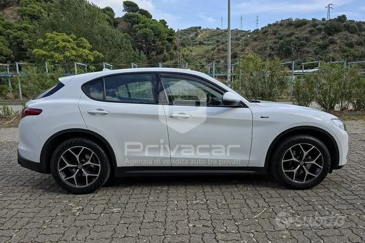 Alfa Romeo Stelvio 2021 photo 4