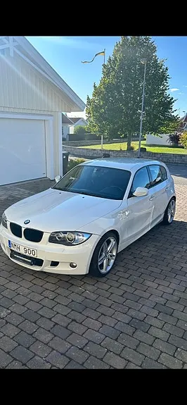 BMW 118D 2011 photo 3