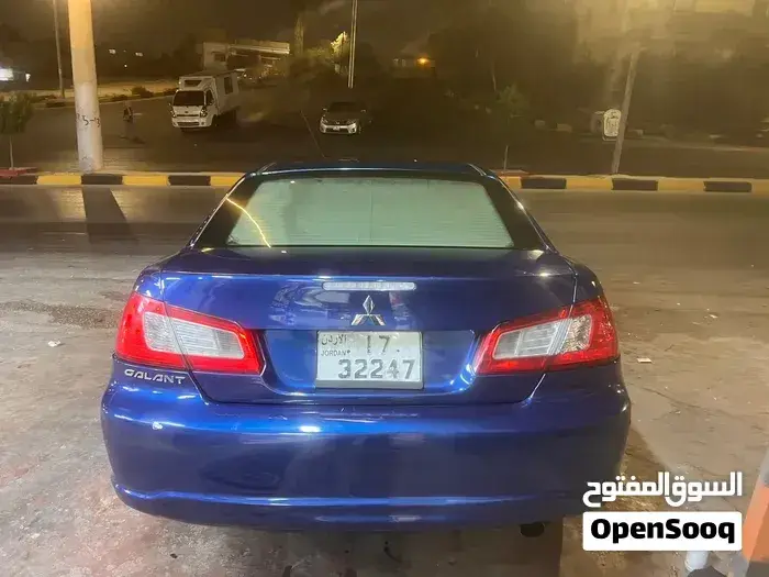 Mitsubishi Galant 2009 photo 4