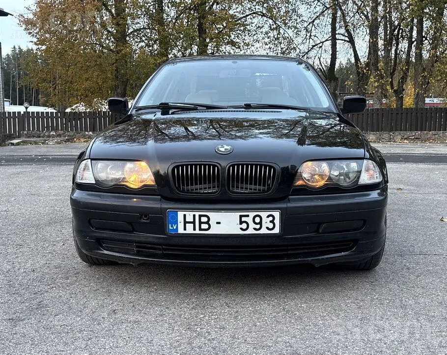 BMW E46 1999 photo 2