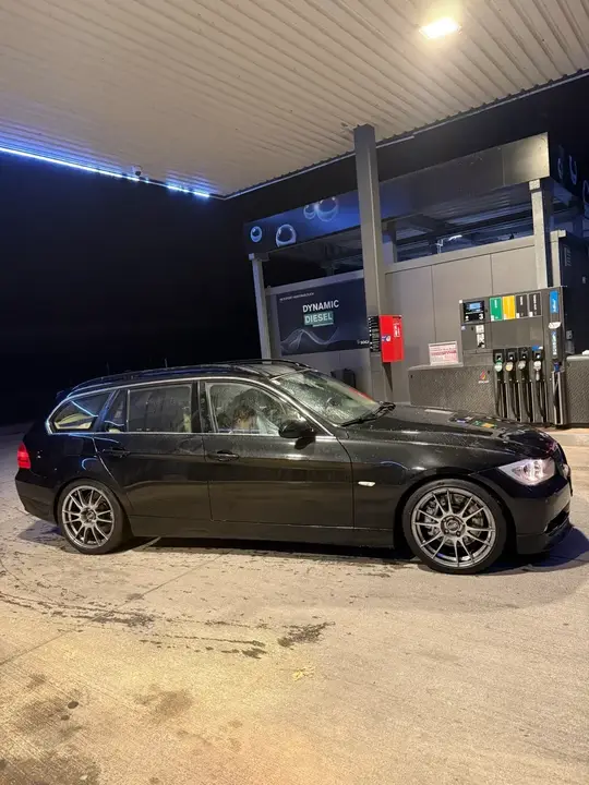 BMW 3 Series 2007 photo 3