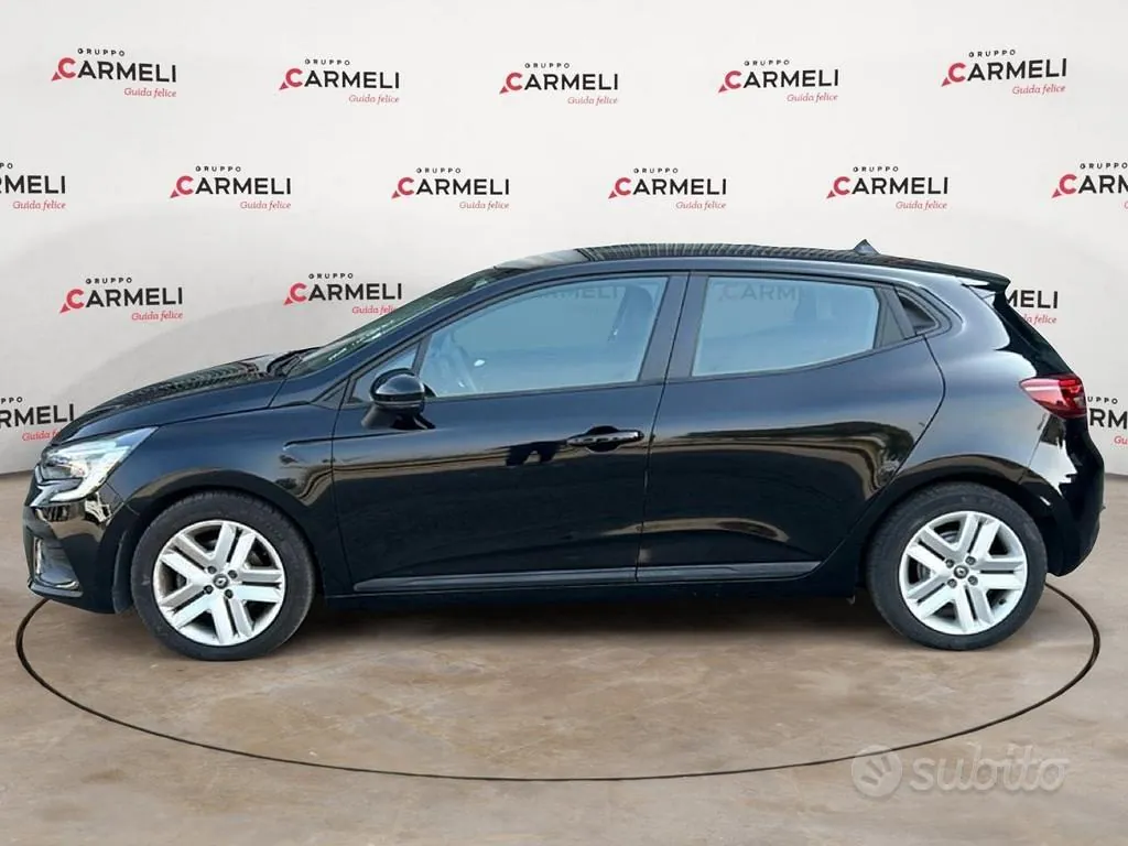 Renault Clio 2022 photo 2