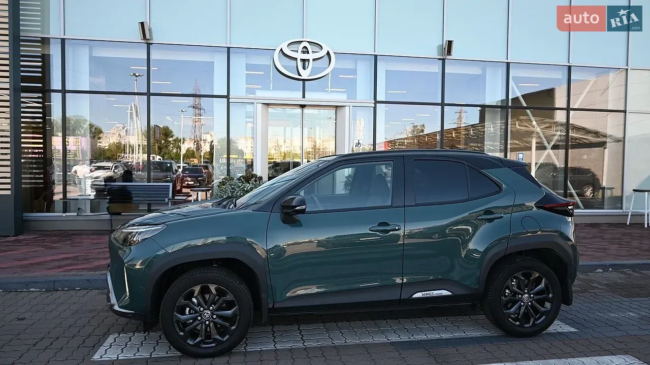 Toyota Yaris Cross 2025 photo 3