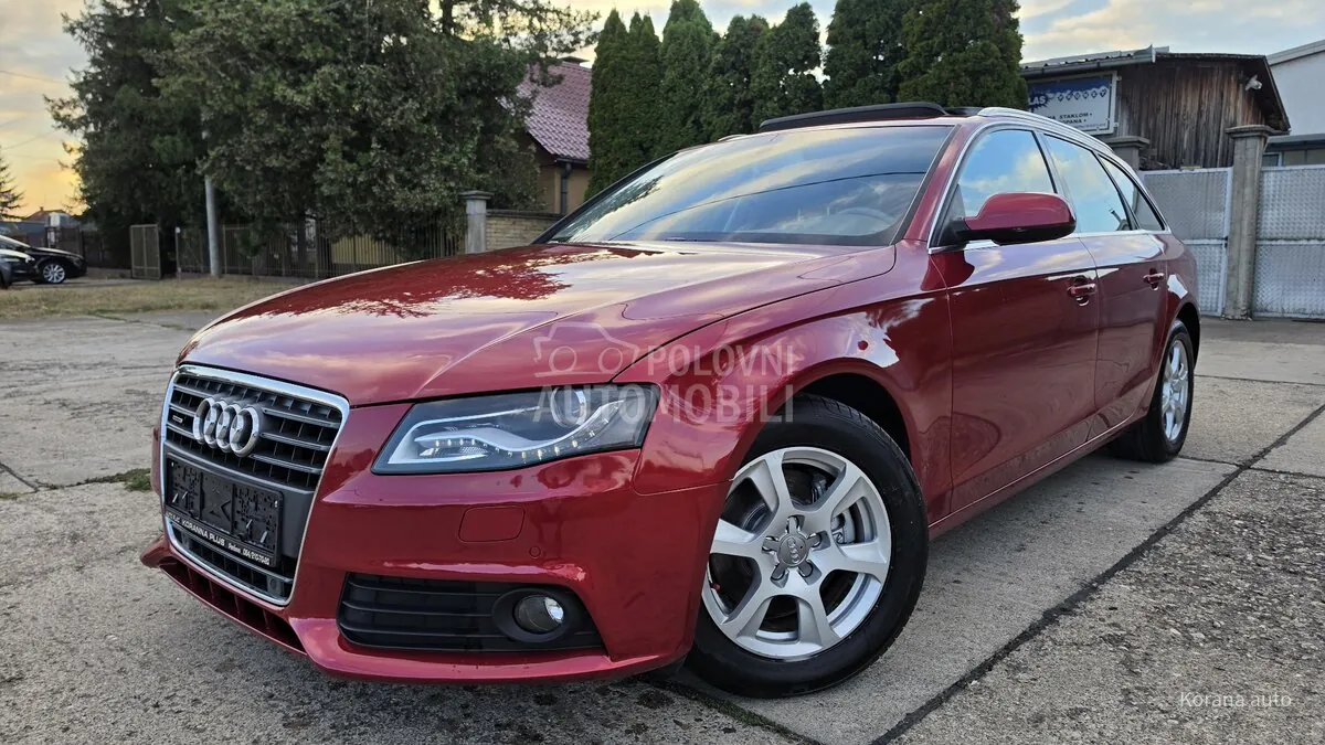 Audi A4 2011 photo 2