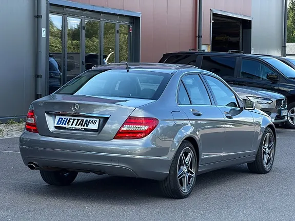 Mercedes-Benz C220 2012 photo 5