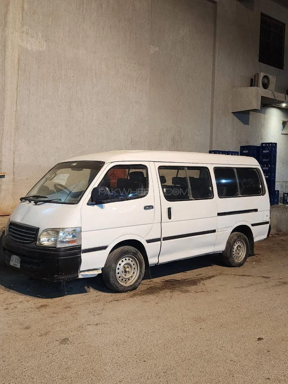 Toyota Hiace