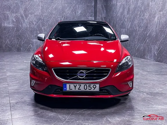 Volvo V40 2016 photo 2