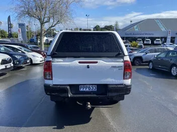 Toyota Hilux 2022 photo 4