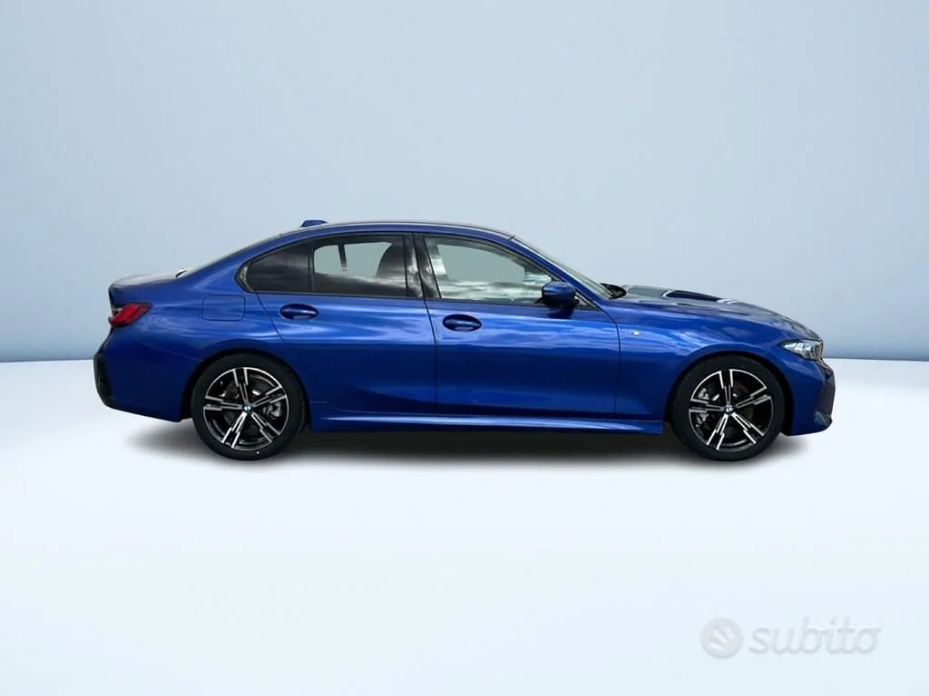 BMW 3 Series 2024 photo 4