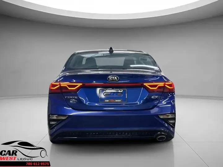 Kia Forte 2021 photo 4