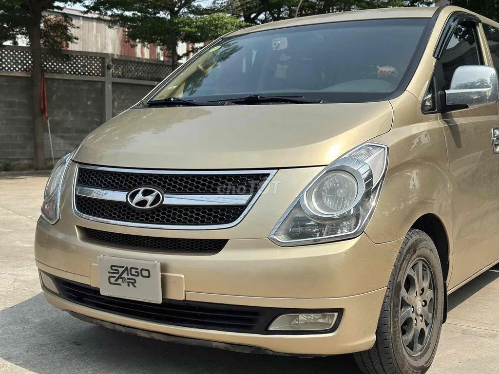 Hyundai Starex 2011 photo 4