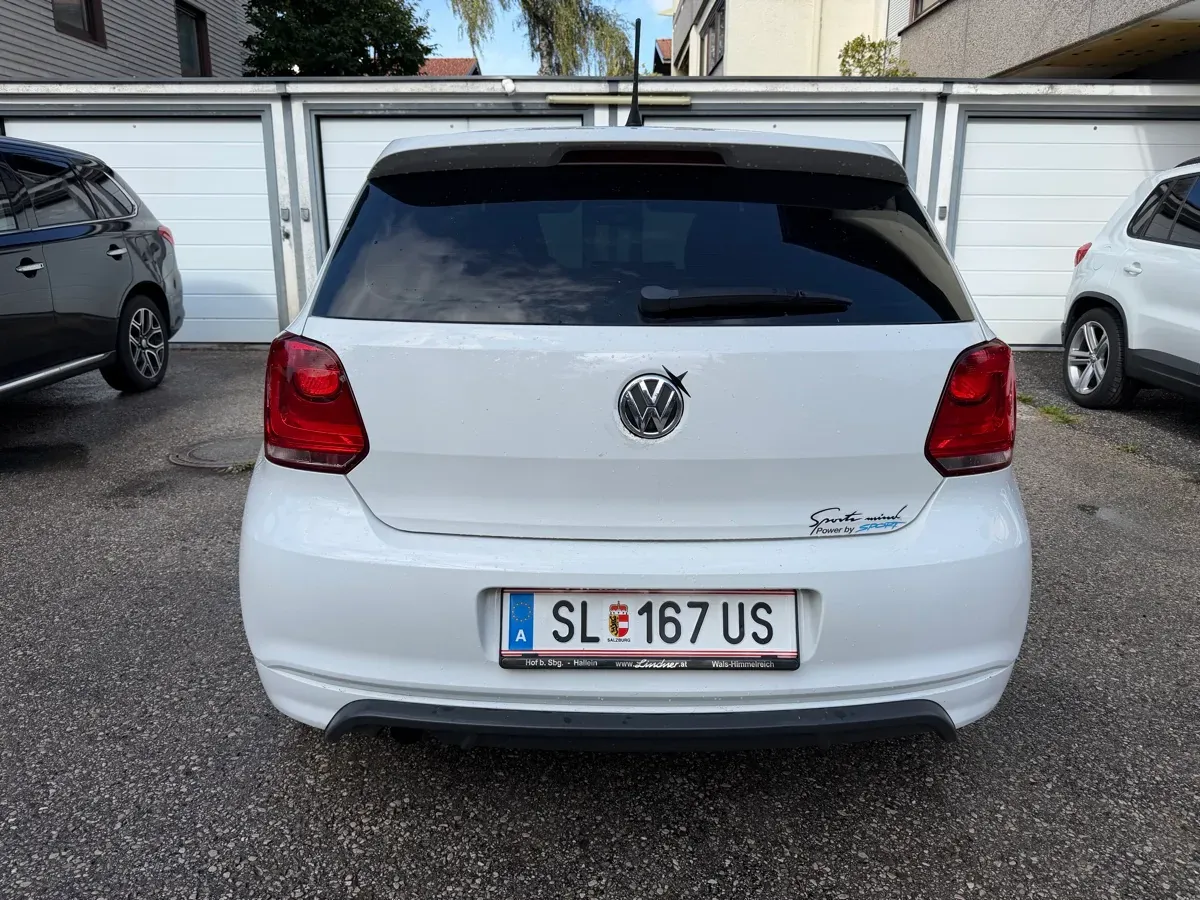 Volkswagen Polo 2012 photo 3