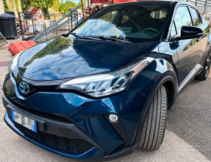 Toyota C-Hr 2023 photo 3