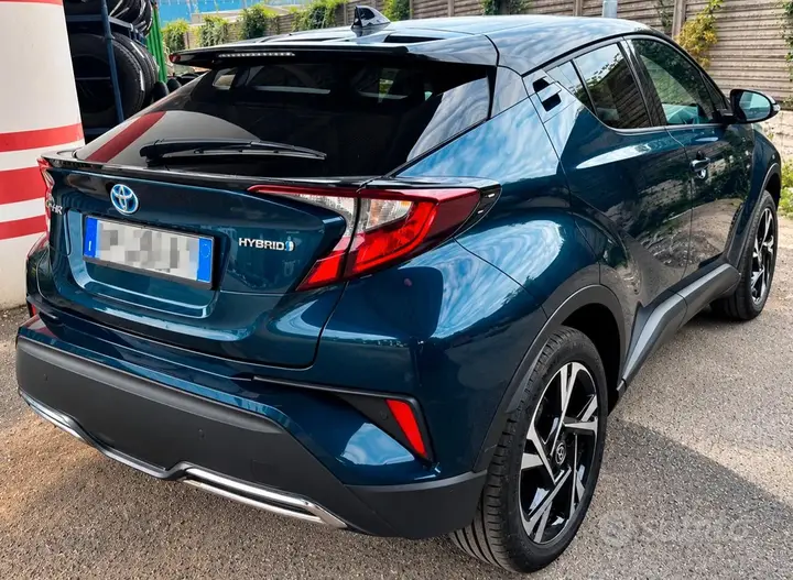 Toyota C-Hr 2023 photo 4