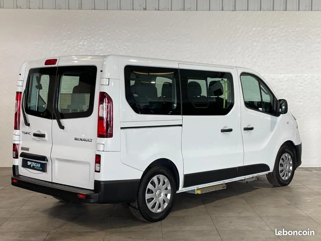 Renault Trafic 2020 photo 5