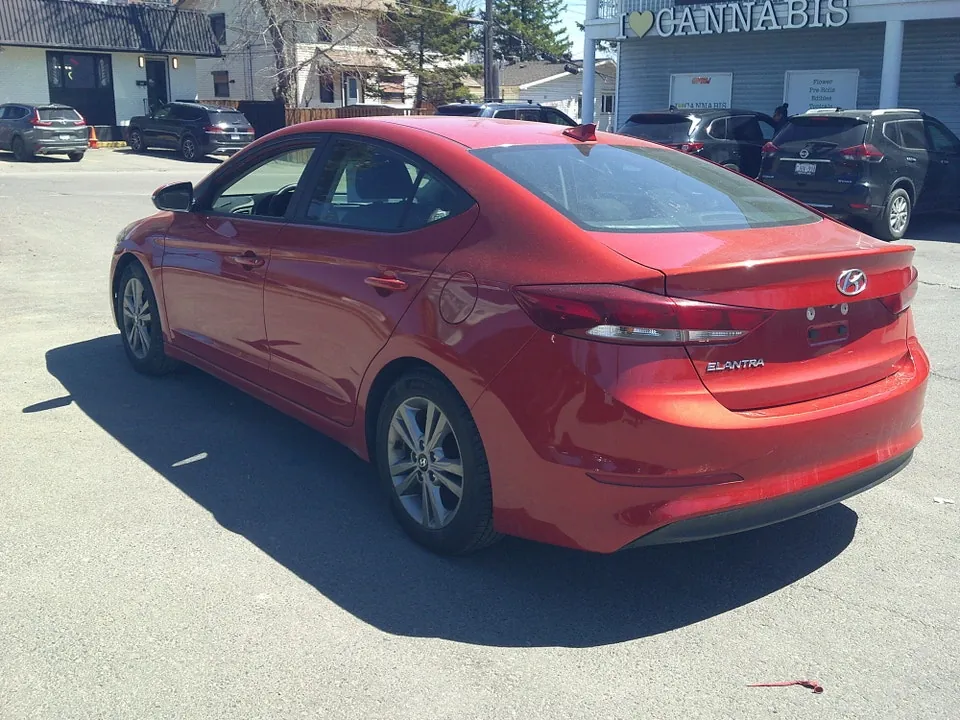 Hyundai Elantra 2017 photo 5
