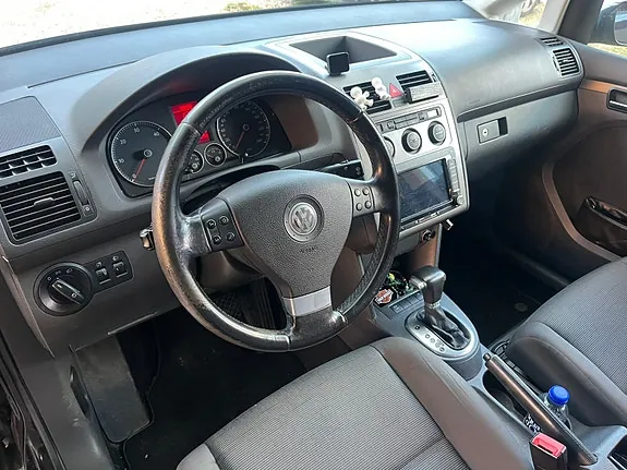 Volkswagen Touran 2007 photo 3