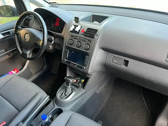 Volkswagen Touran 2007 photo 4