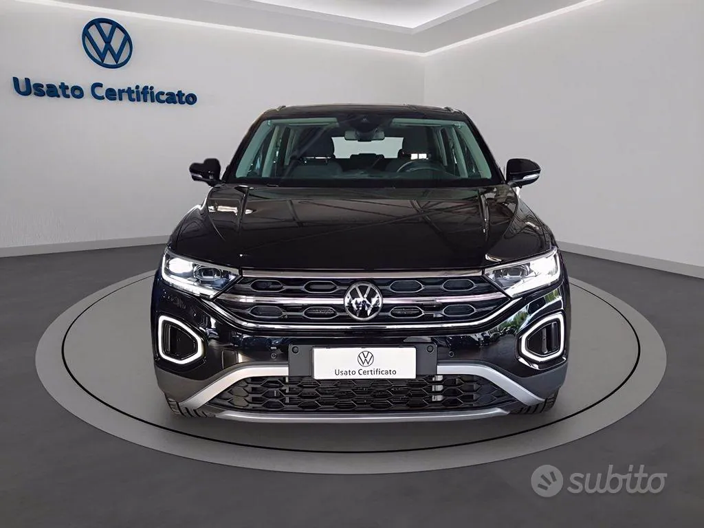 Volkswagen T-Roc 2022 photo 2