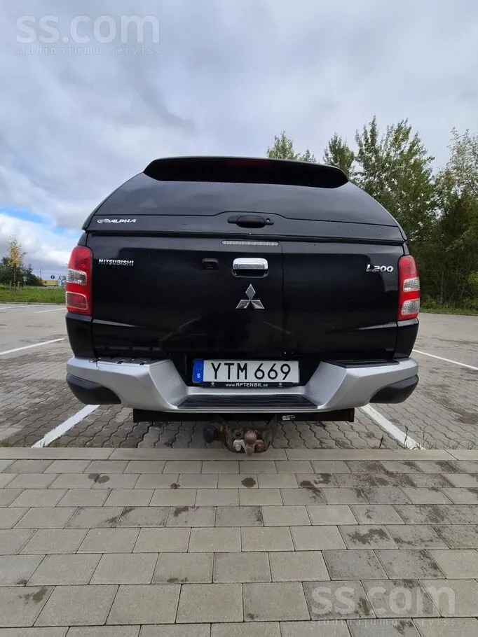 Mitsubishi L200 2018 photo 2