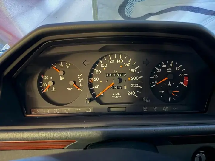 Mercedes-Benz W124