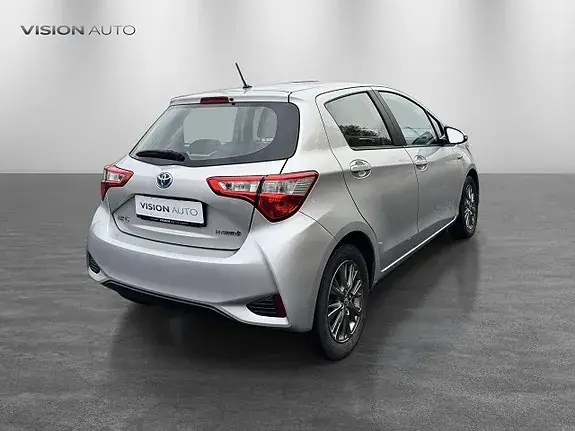Toyota Yaris 2018 photo 5