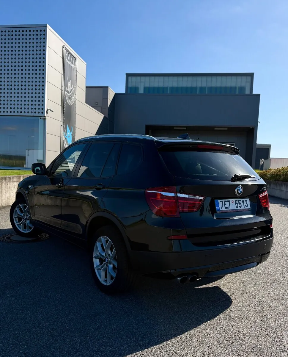 BMW X3 2013 photo 2