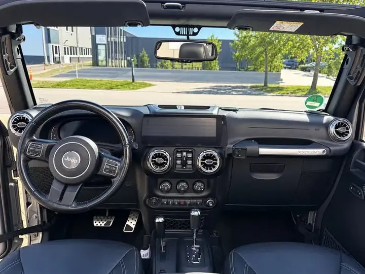 Jeep Wrangler 2016 photo 2