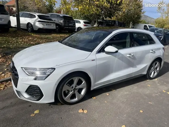 Audi A3 2025 photo 3