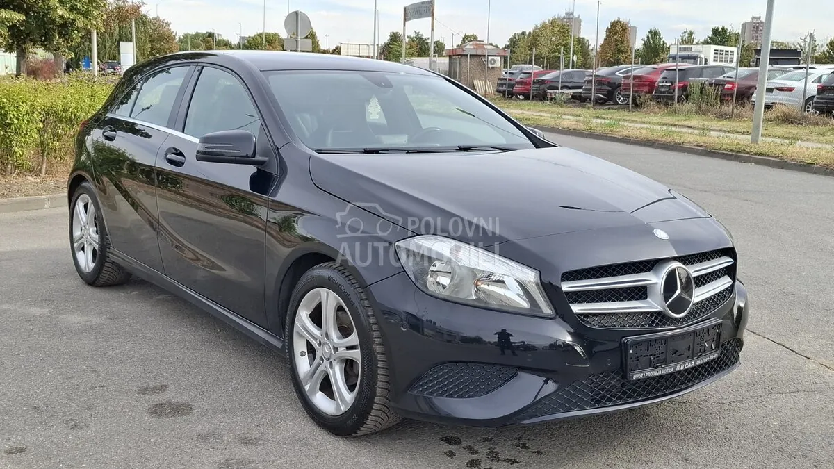 Mercedes-Benz A 180 2015 photo 5