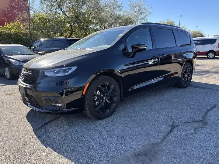 Chrysler Pacifica