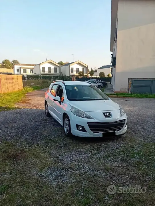 Peugeot 207