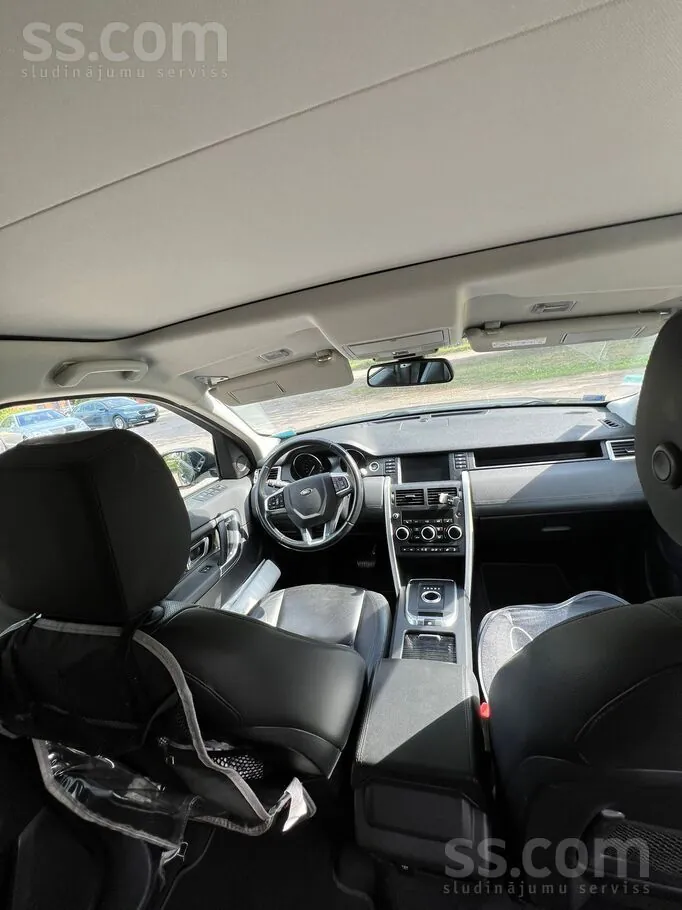 Land Rover Discovery Sport 2016 photo 3