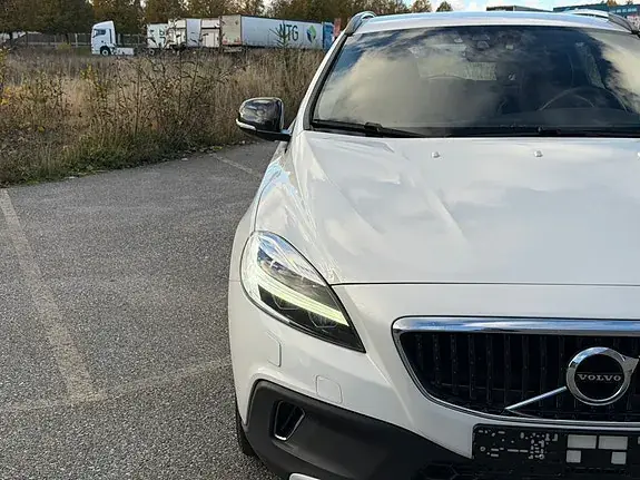 Volvo V40 Cross Country 2017 photo 3