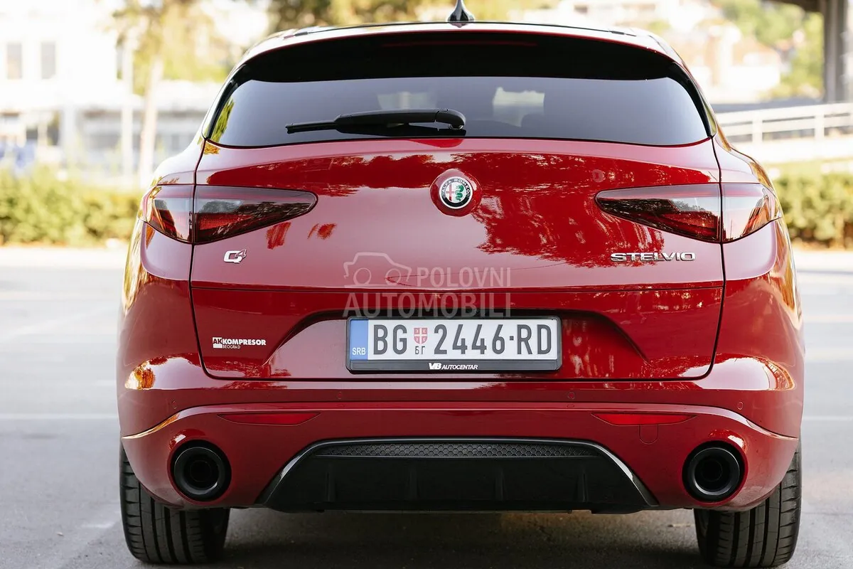 Alfa Romeo Stelvio 2022 photo 4