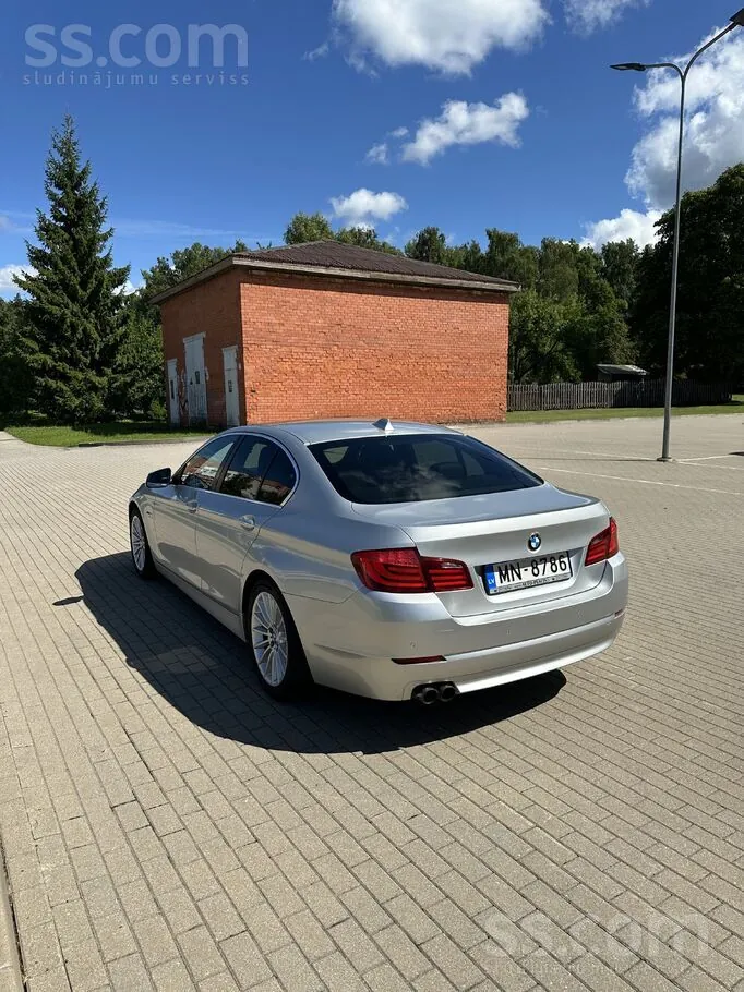 BMW 525 2011 photo 3