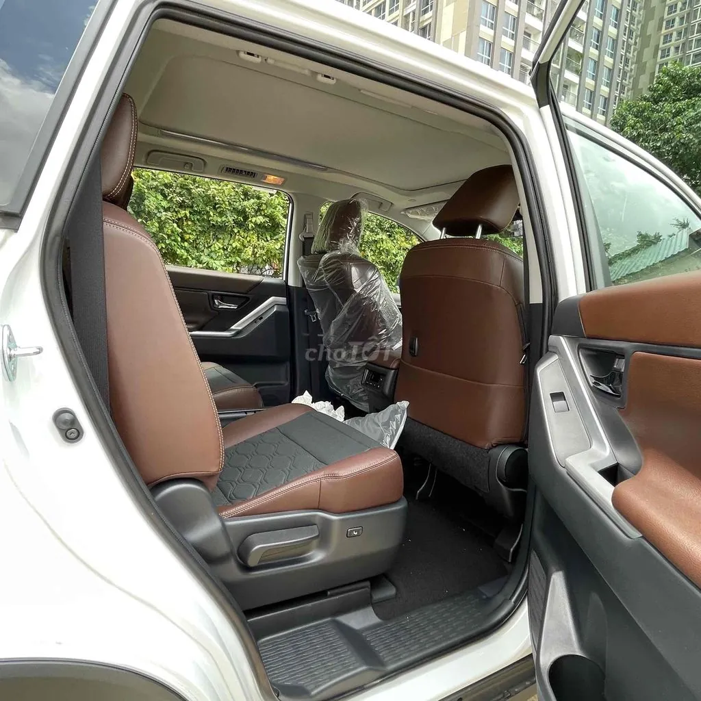 Toyota Innova Cross 2026 photo 5