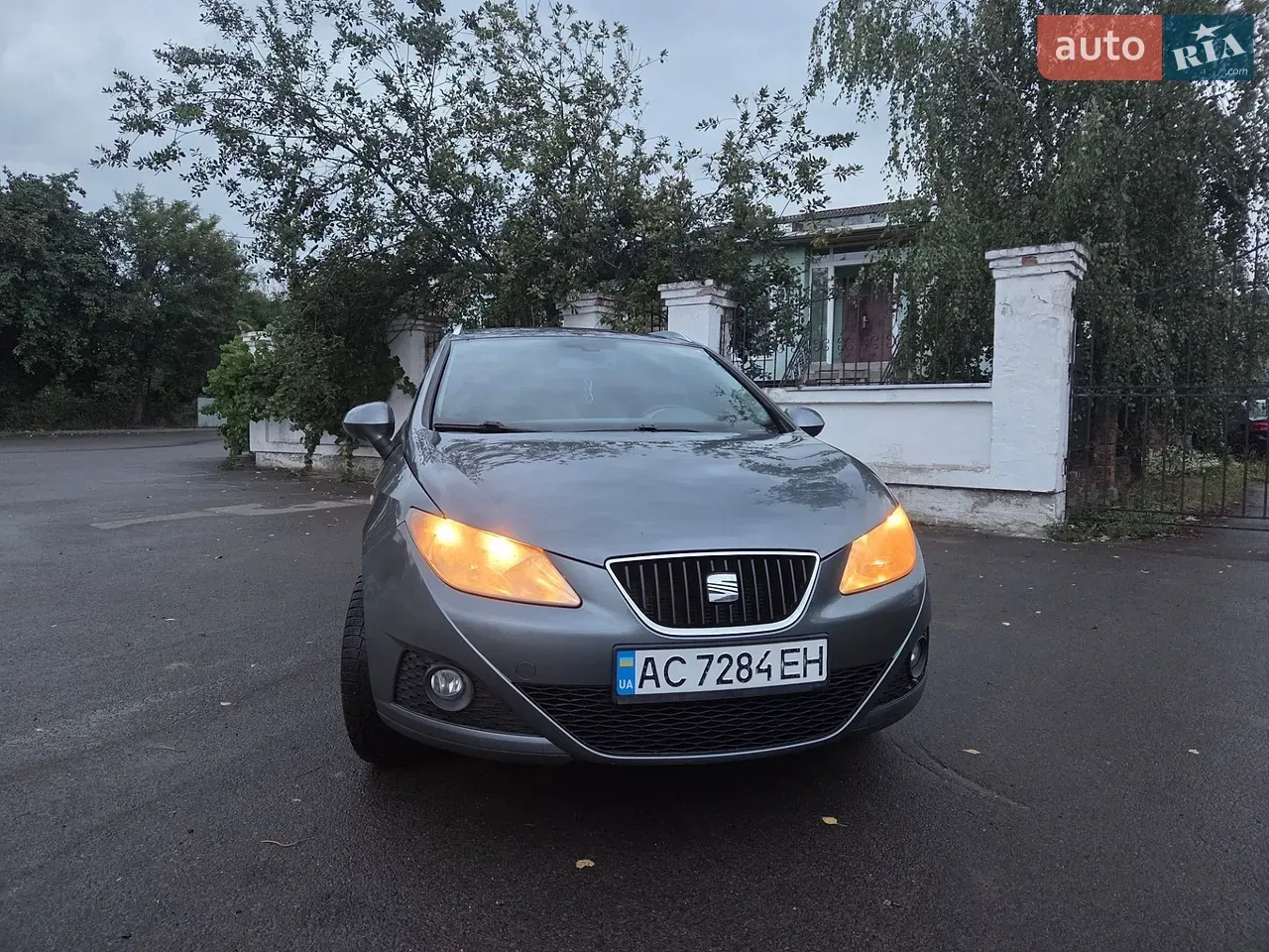 Seat Ibiza 2011 photo 3
