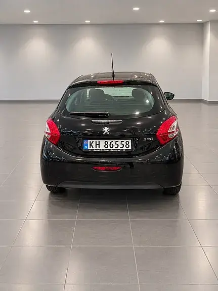 Peugeot 208 2012 photo 5